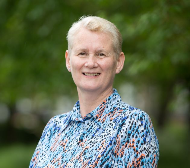 Lisa  Hook 