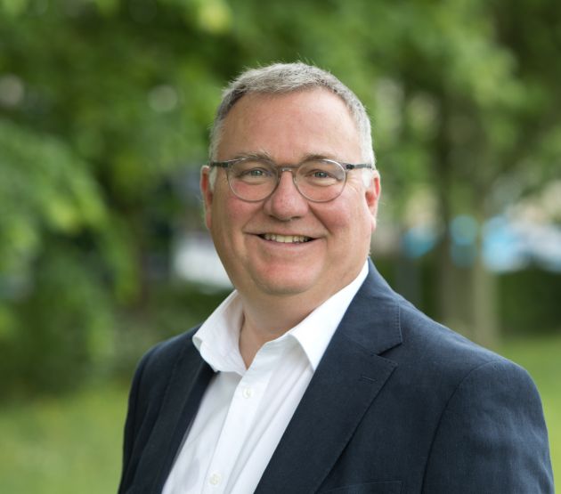 Alasdair Cummings